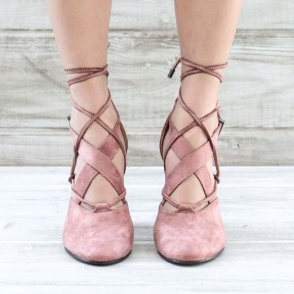 Blush Pink Lace Up Heel - Picture 4 of 4